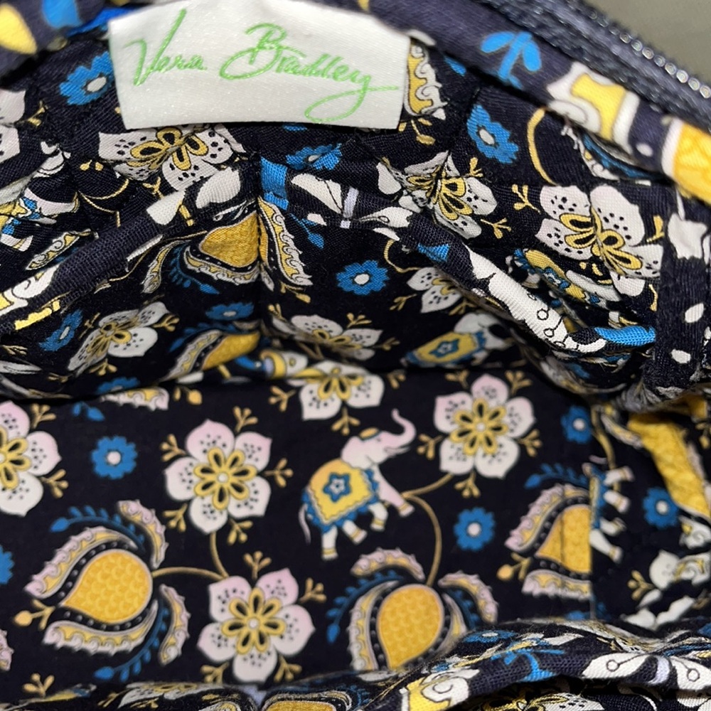 Vera Bradley - Ellie Blue Purse *RETIRED* Excellent Condition - Elephant Pattern - Picture 6 of 9